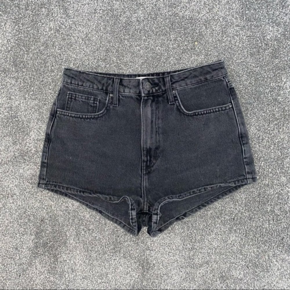 Forever 21 Shorts Black Denim Women’s Size 27